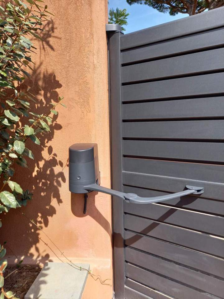 Motorisation de porte de garage Saint-Lô