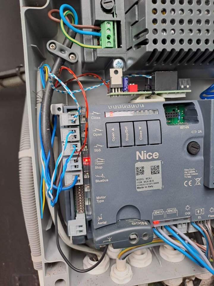 Motorisation de porte de garage Saint-Lô