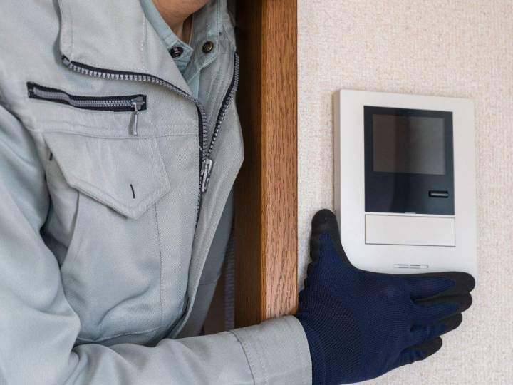 Nous mettons notre expertise à votre service pour l’ installation d’interphone et de visiophone.